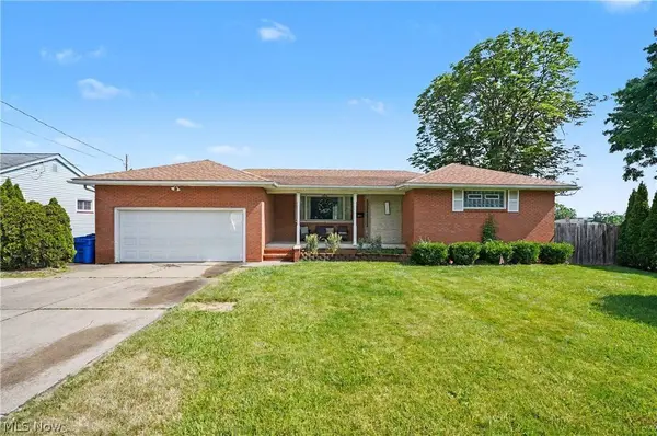 577 Geneva AVE, Struthers, OH 44471