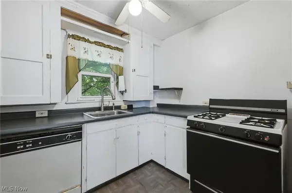 121 Olive ST, Girard, OH 44420