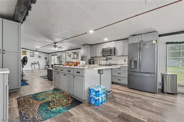 17366 Wick AVE, Lake Milton, OH 44429