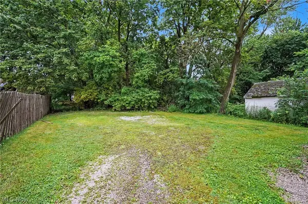 254-256 Lowell AVE NE, Warren, OH 44483