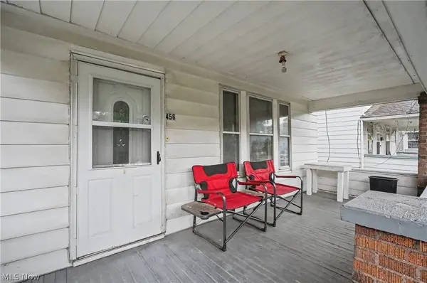 456 Delmar AVE, Akron, OH 44310