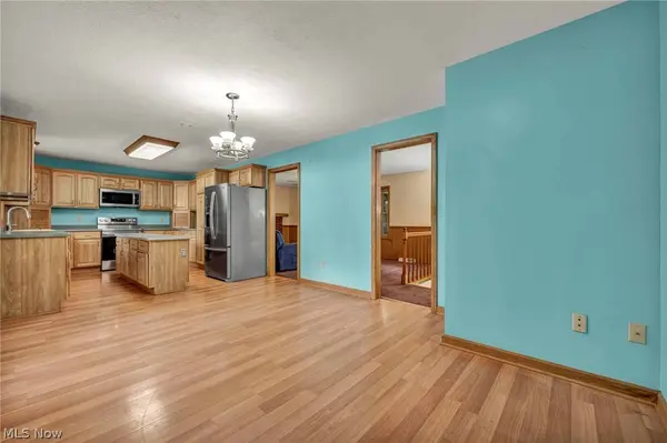 275 Smedley DR, Washingtonville, OH 44490