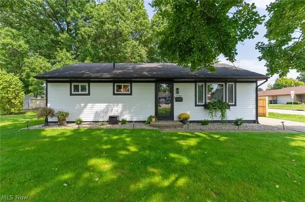 1584 Ridgewood DR