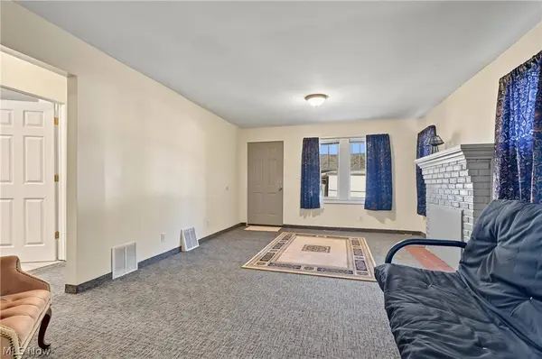 957 E Dewey AVE, Youngstown, OH 44502
