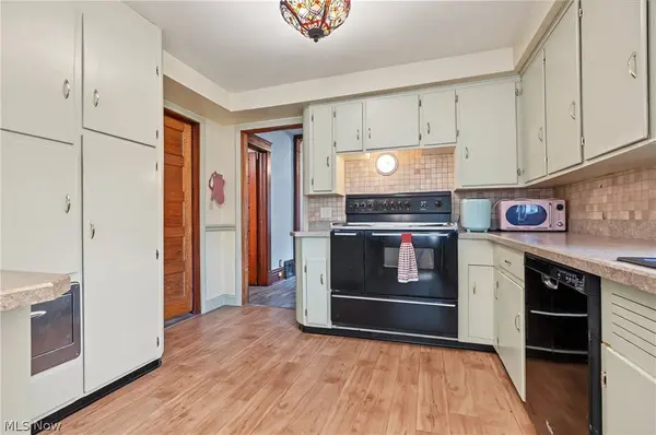 323 E Prospect ST, Girard, OH 44420