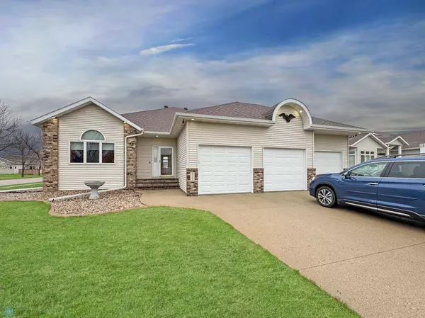 545 43rd AVE S, Moorhead, MN 56560