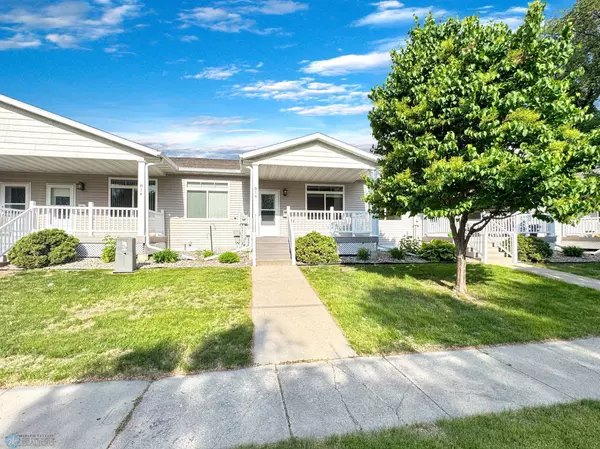 816 3rd ST N #816, Fargo, ND 58102