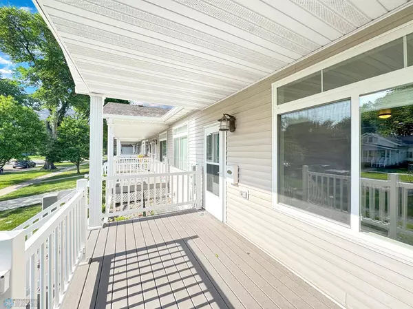 816 3rd ST N #816, Fargo, ND 58102