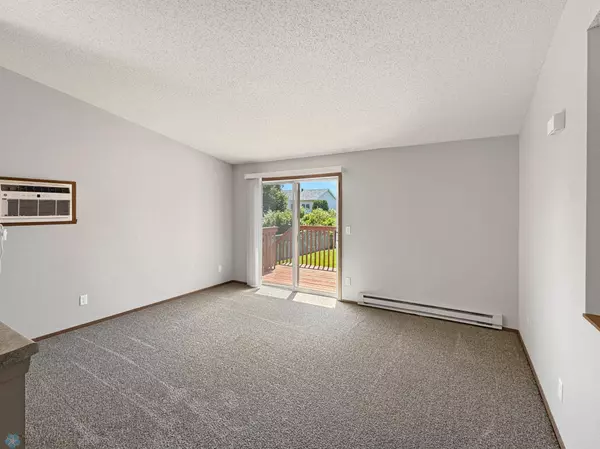 3134 35 1/2 AVE S, Fargo, ND 58104