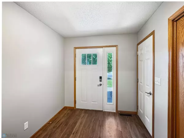 3337 Monroe ST S, Fargo, ND 58104