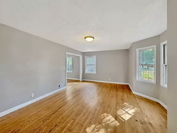 1020 11th ST S, Moorhead, MN 56560