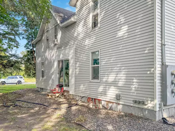 424 4th ST S, Moorhead, MN 56560