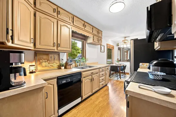 207 7th AVE E, West Fargo, ND 58078