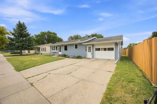 207 7th AVE E, West Fargo, ND 58078