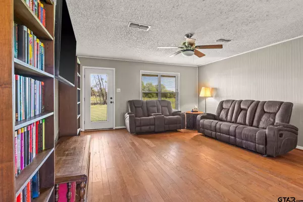 688 County Road 4810, Mt Pleasant, TX 75455