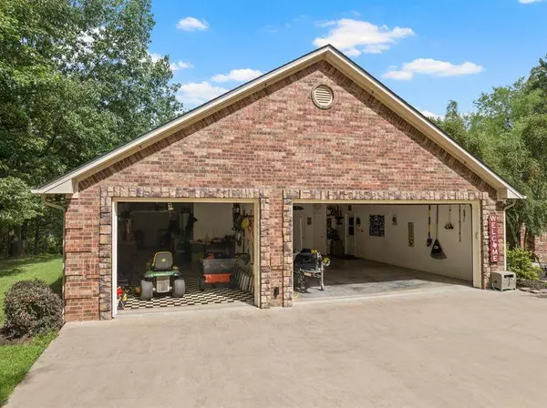 345 Bass Creek Trail, Mount Pleasant, TX 75455