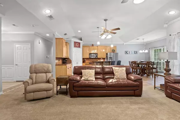 345 Bass Creek Trail, Mount Pleasant, TX 75455