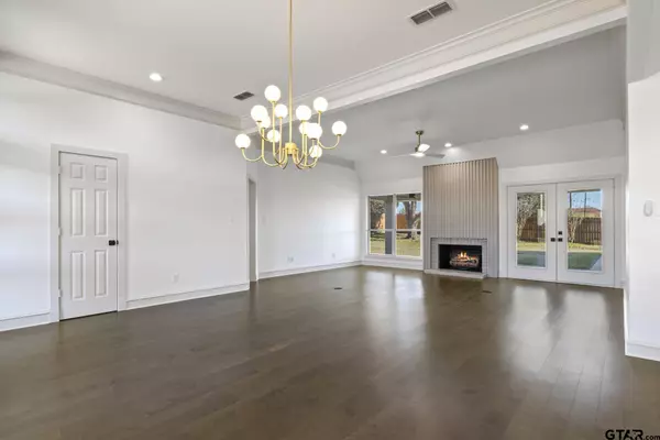 3008 Masters Drive, Mt Pleasant, TX 75455