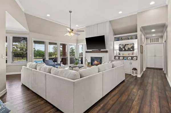 1802 Hogan Lane, Mount Pleasant, TX 75455