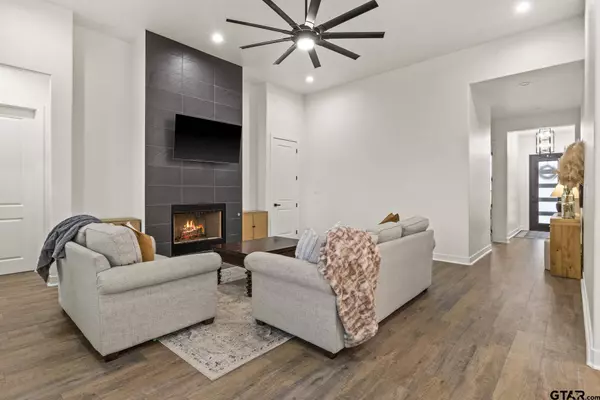 237 Kathryns Court, Mt Pleasant, TX 75455