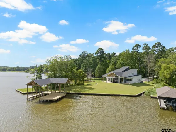 331 W Eagle Point, Mt Vernon, TX 75457