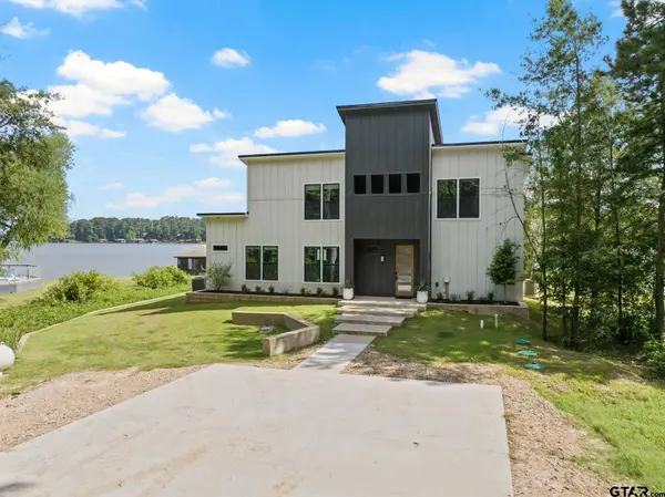 331 W Eagle Point, Mt Vernon, TX 75457