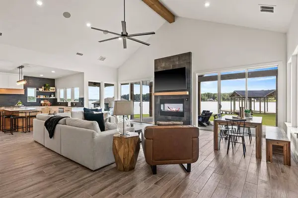 331 W Eagle Point, Mount Vernon, TX 75457