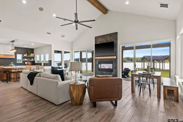 331 W Eagle Point, Mt Vernon, TX 75457