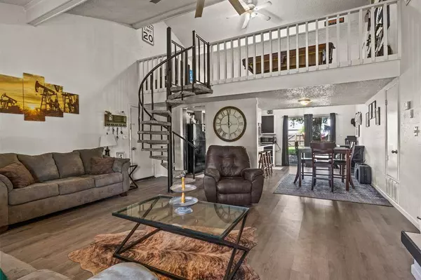 409 Brookwood Drive, Mount Pleasant, TX 75455