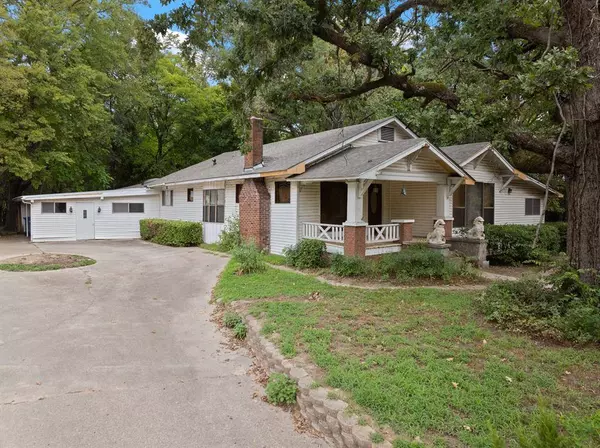 508 W 12th Street, Mount Pleasant, TX 75455