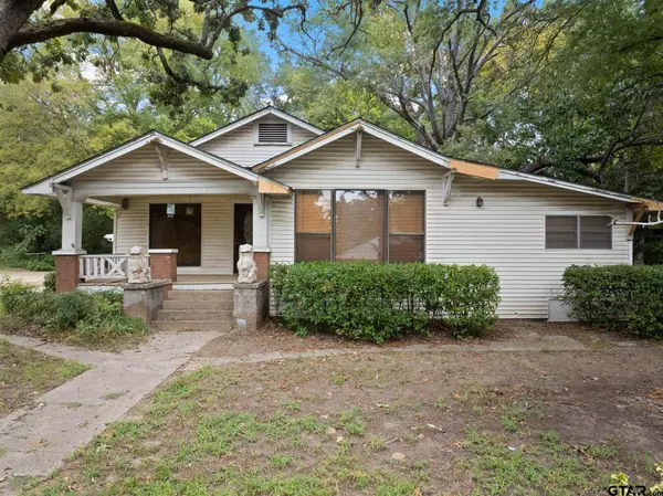 508 W 12th, Mt Pleasant, TX 75455