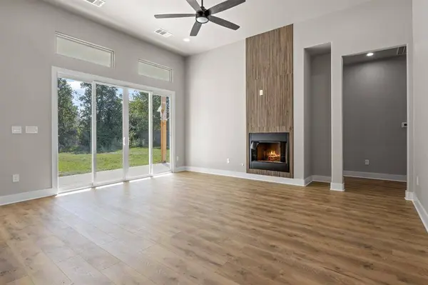 2732 Stone Hedge, Mount Pleasant, TX 75455