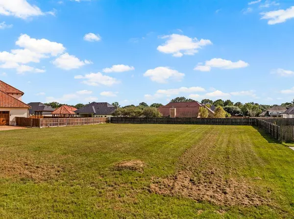 220 Kathryn's Court, Mount Pleasant, TX 75455