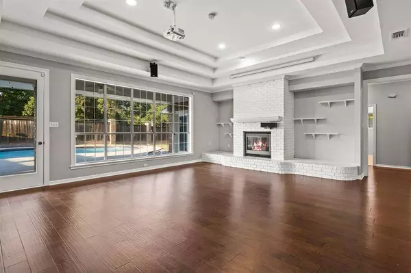 100 Turnberry Circle, Mount Pleasant, TX 75455