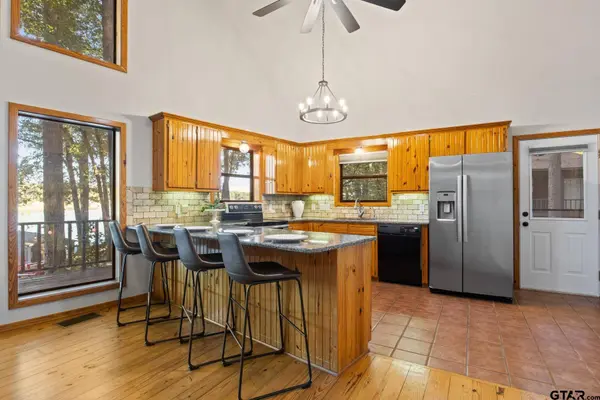 59 Eagle Branch Dr, Mt Vernon, TX 75457