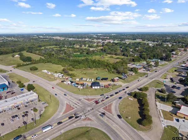 TBD Broadway & Wildcat Way, Sulphur Springs, TX 75482