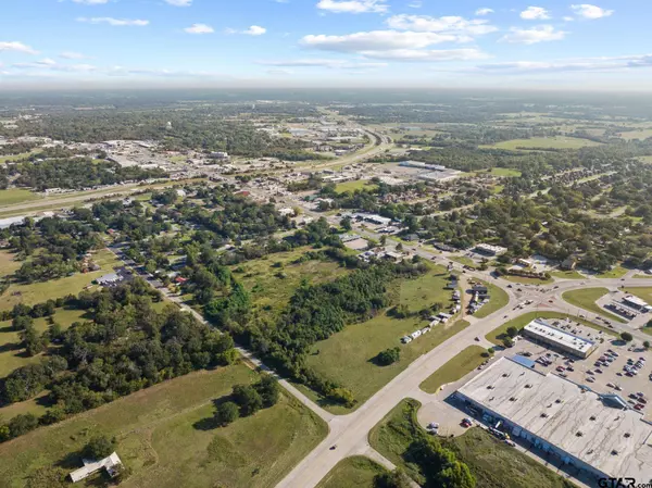 TBD Broadway & Wildcat Way, Sulphur Springs, TX 75482