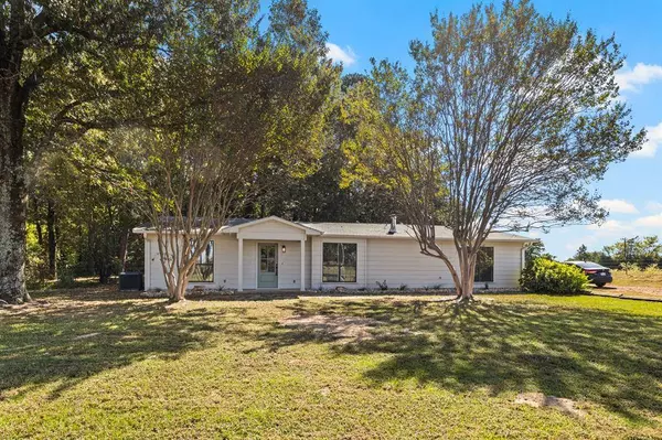 1570 County Road 3260, Mount Pleasant, TX 75455