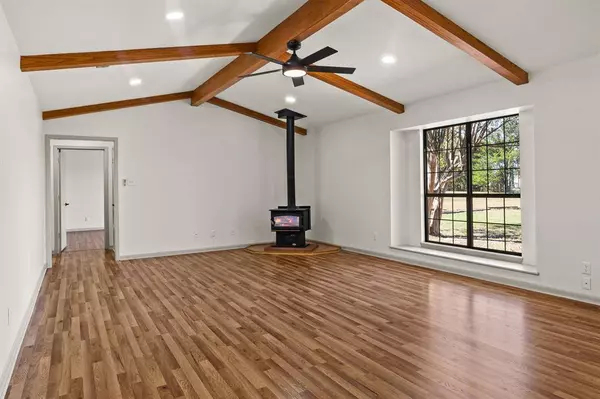 1570 County Road 3260, Mount Pleasant, TX 75455