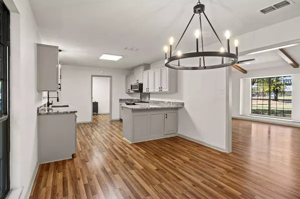 1570 County Road 3260, Mount Pleasant, TX 75455