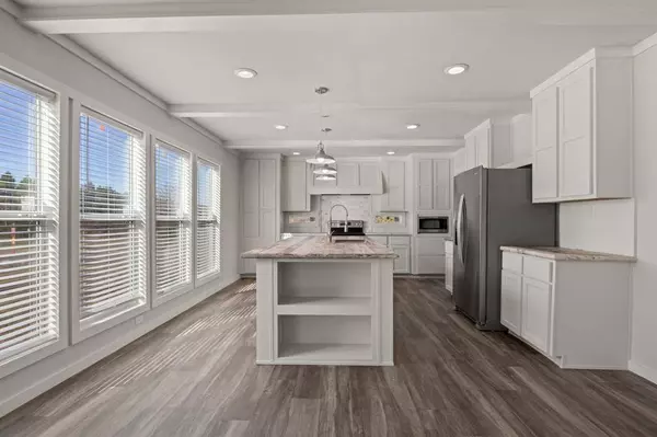 13521 FM 130, Hughes Springs, TX 75656