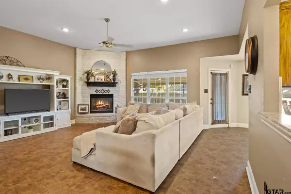 103 Sweet Pea Court, Mt Pleasant, TX 75455