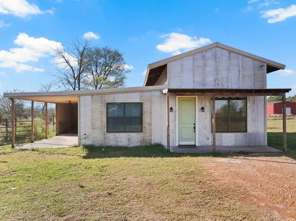 785 County Road 4840, Mount Pleasant, TX 75455