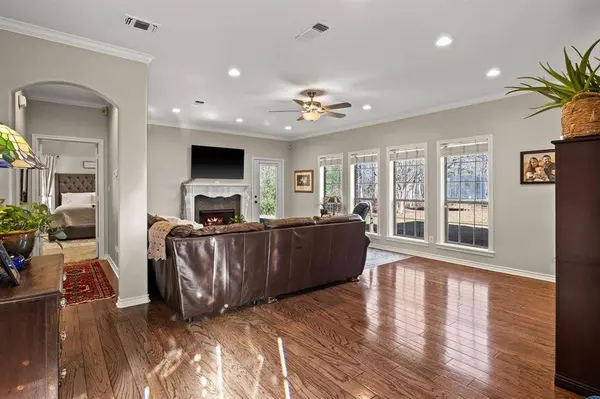 75 Private Road 4208, Mount Pleasant, TX 75455