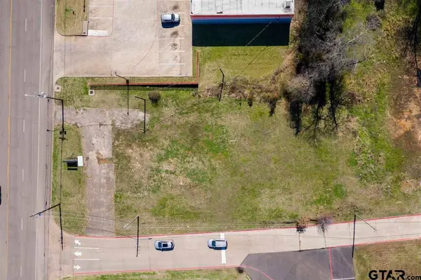 902 S Jefferson, Mt Pleasant, TX 75455