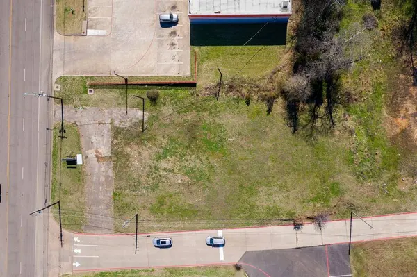 902 S Jefferson, Mount Pleasant, TX 75455