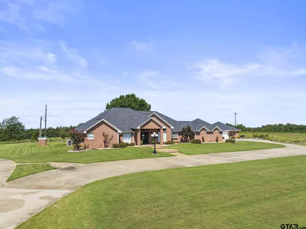 3673 County Road 4550, Mount Pleasant, TX 75455
