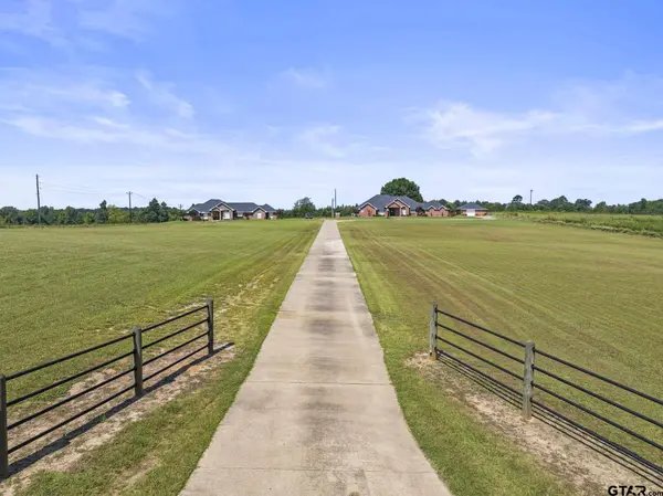 3673 County Road 4550, Mount Pleasant, TX 75455