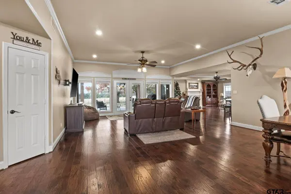 3673 County Road 4550, Mount Pleasant, TX 75455