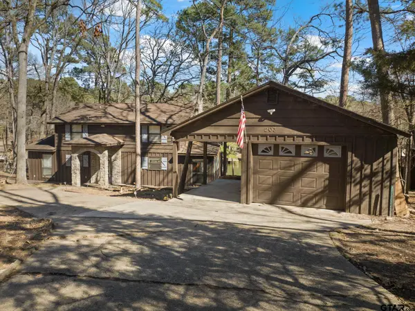 203 King Laurence, Scroggins, TX 75480